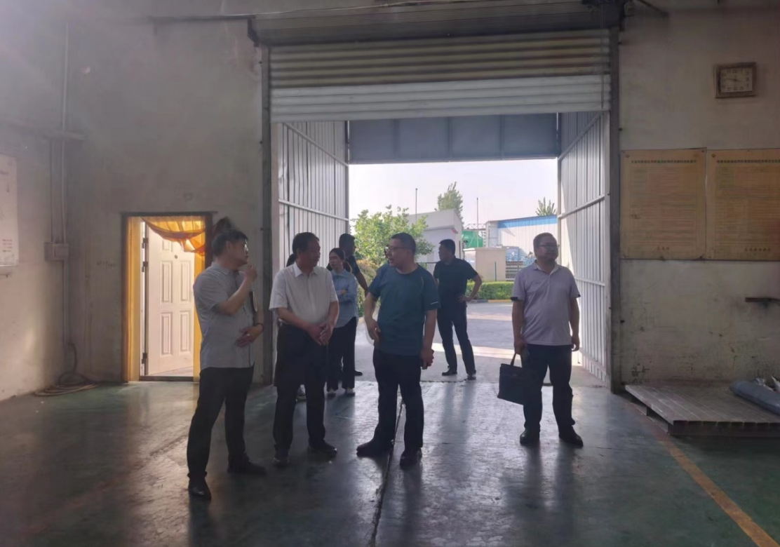 新鄉(xiāng)縣領(lǐng)導(dǎo)深入開來濕克威華中研發(fā)生產(chǎn)基地開展“萬人助萬企”調(diào)研活動(dòng)